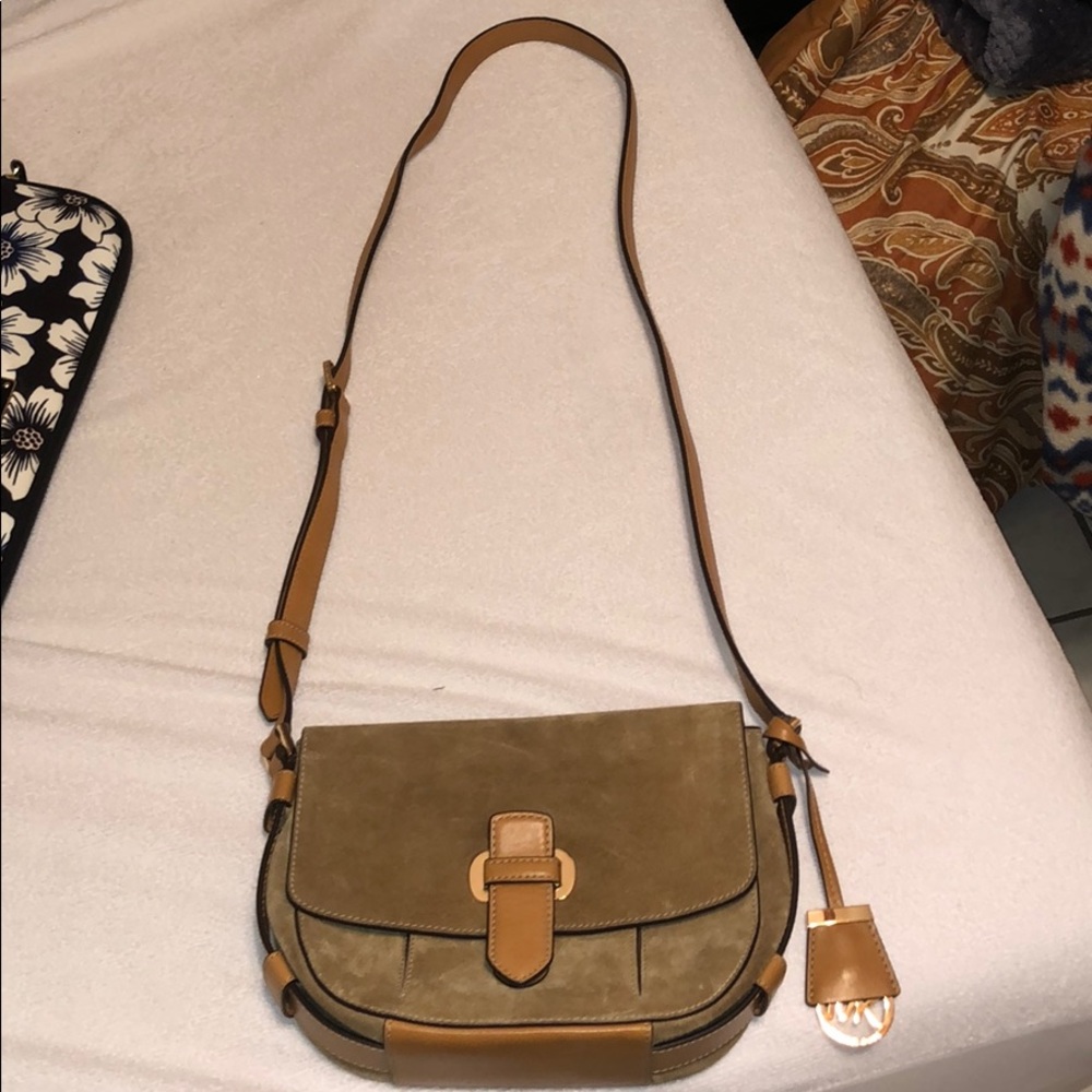 Shoulder bag